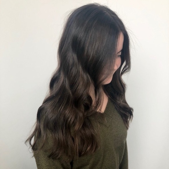 Meet your Posher, Barbara - Picture 1 of 2